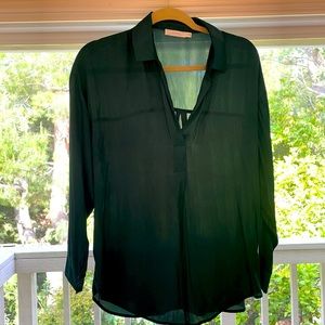 Long sleeve collar v neck blouse